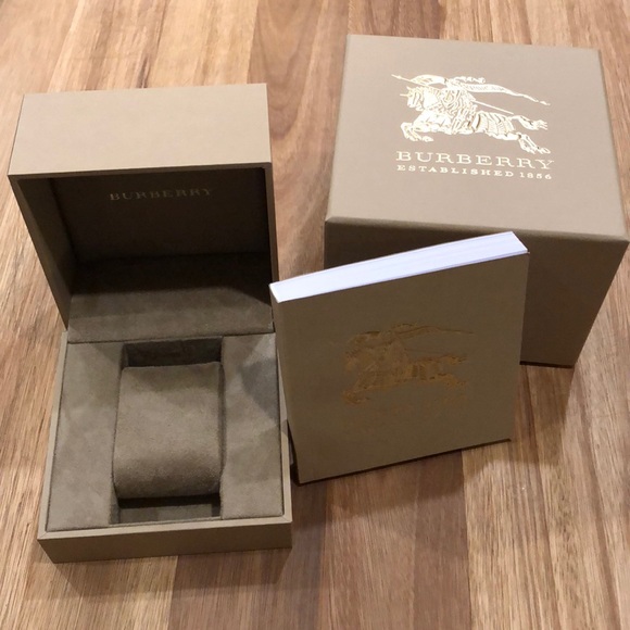 burberry watch box